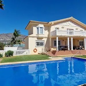 golden-villa-de-lujo.1costadelsol.com/